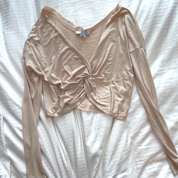 Tops - Long Sleeve Crop Top